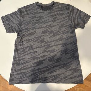 lululemon men’s metal vent tech short sleeve shirt size XL